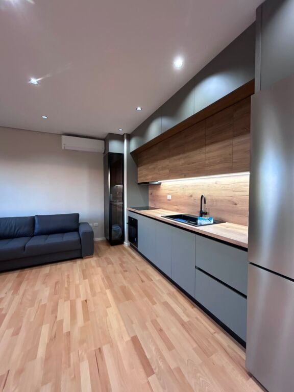 2+1 apartment with parking for rent at Dry Lake.