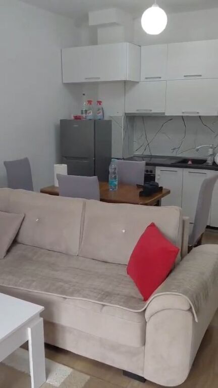 Appartamento 1+1+balcone 350€ - Fresk