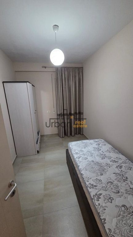 Qera, Apartament 3+1+ Post Parking, Ali Demi, Tiranë - 55.000 Leke | 100 m²