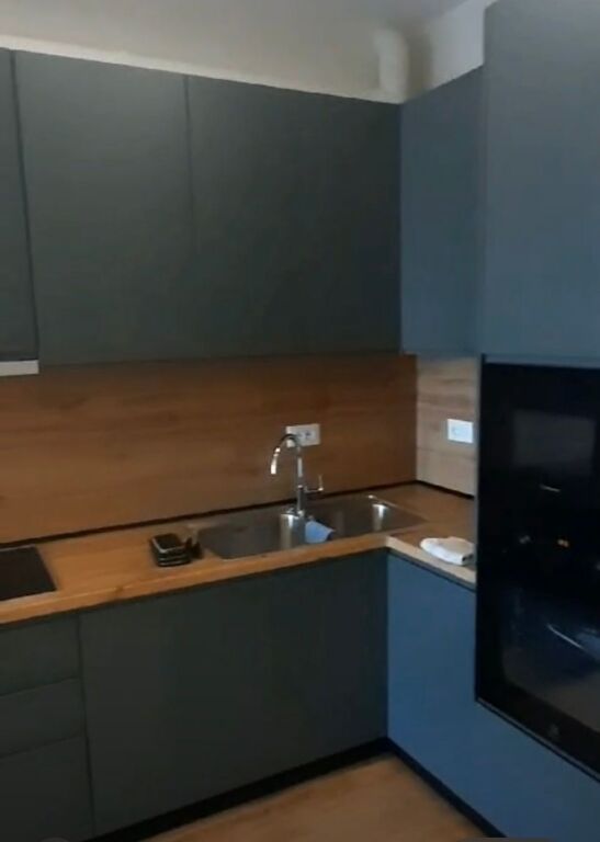 Apartament 2+1+2+post parkimi ne Tirana Garden Building