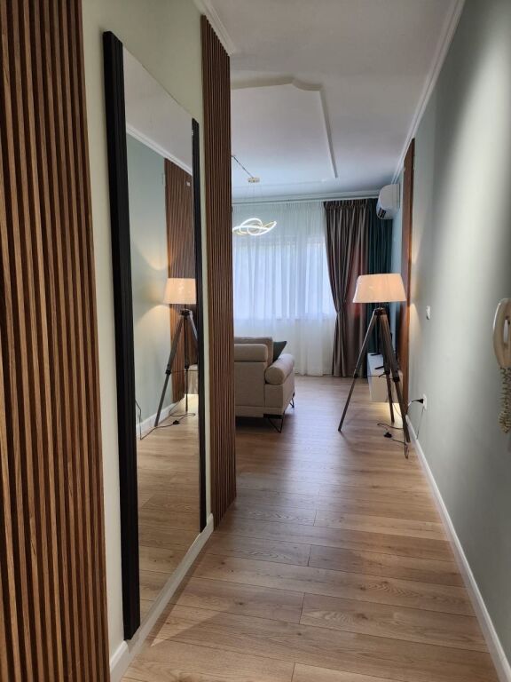 Apartament 2+1+2 me qira Komuna e Parisit