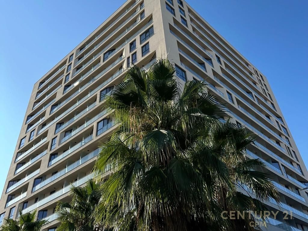 COMMERCIAL SPACE FOR RENT AT GOLDEN TOWER RESIDENCE! 700 € /Month