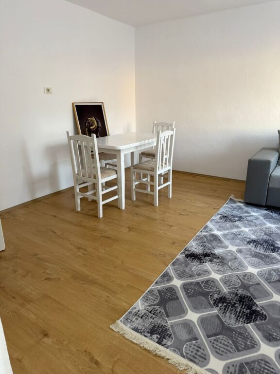 For rent 1+1 Xhamlliku 480 thousand lek