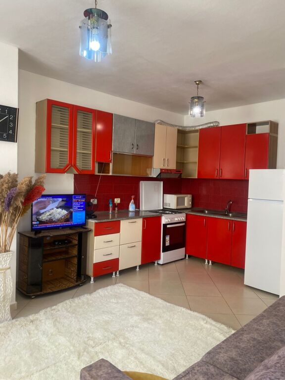 Apartament 1+1 me qira Astir Kompleksi Fratari