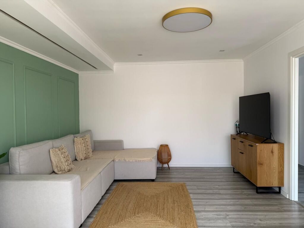 🏡 Shitet Apartament 2+1 me Pamje nga Deti – Durrës 🌊