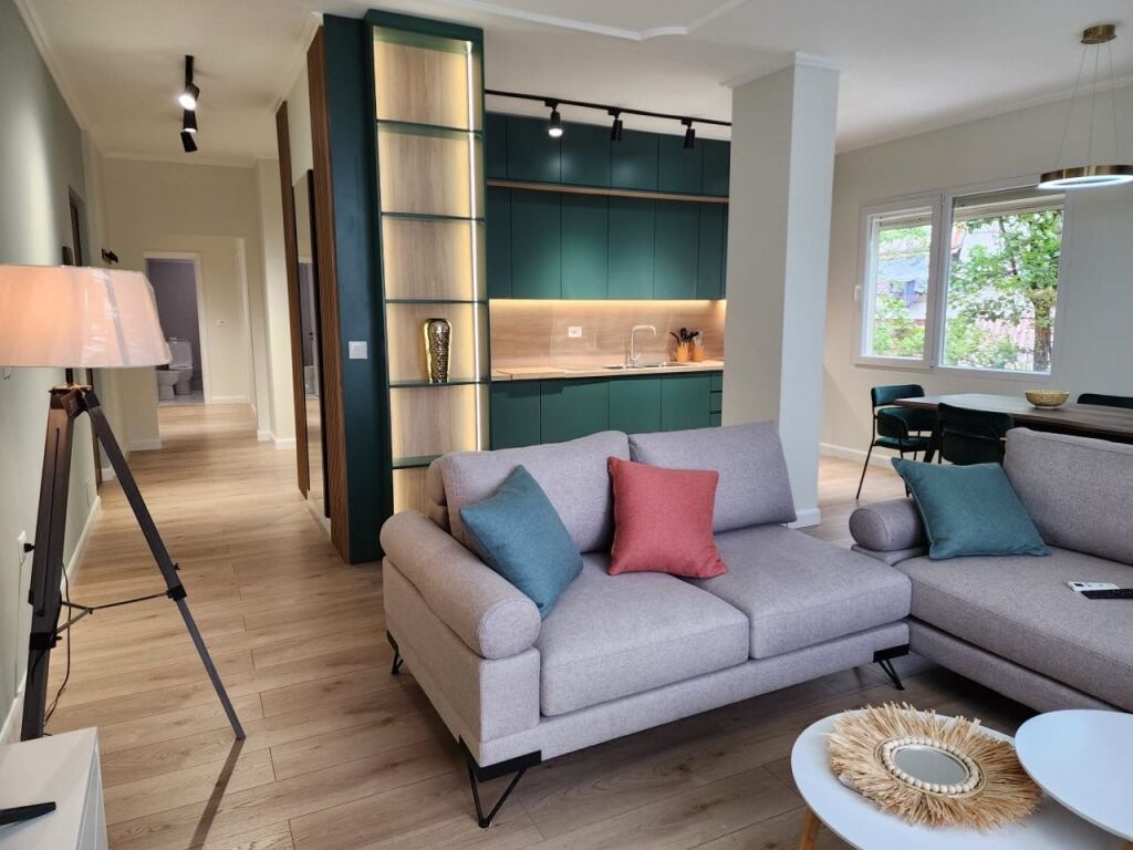 Apartament 2+1 prane Cristal Center