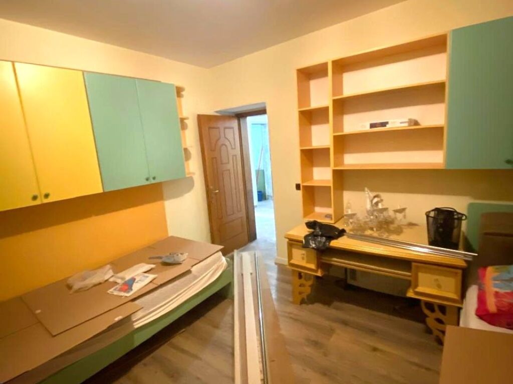APARTAMENT 1+1 NE SHITJE TEK RING SIDE, PASKUQAN
