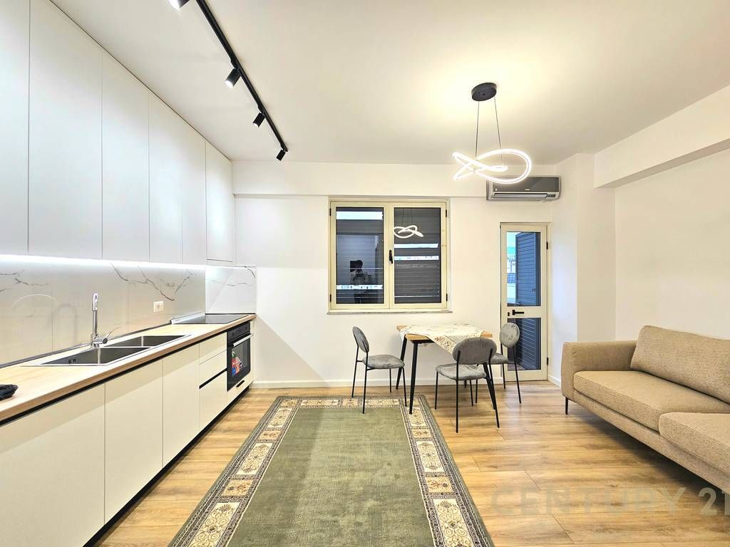 Apartament 1+1 per qira tek 21-Dhjetori