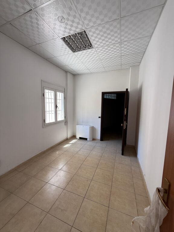 Commercial premises for rent