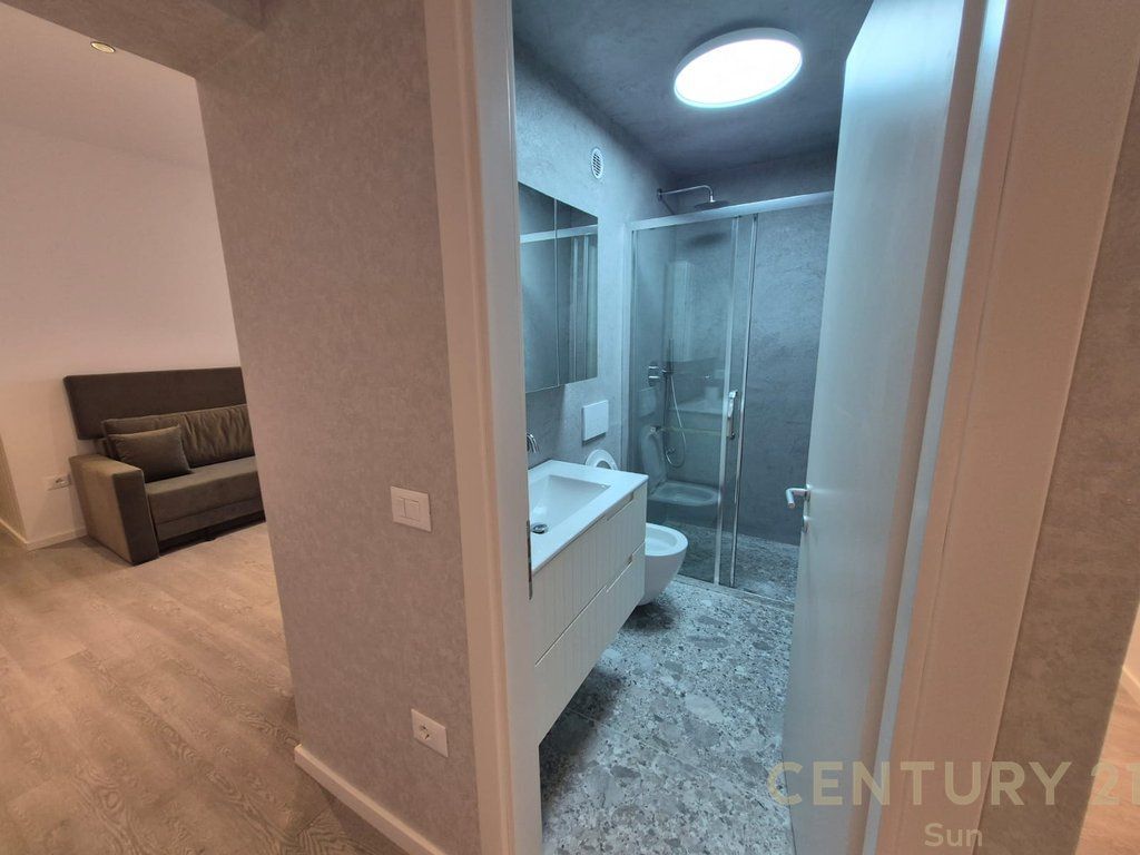 SHITET APARTAMENT 2+1 NË ZEMËR TË BLLOKUT ✨🏡 210,000 €