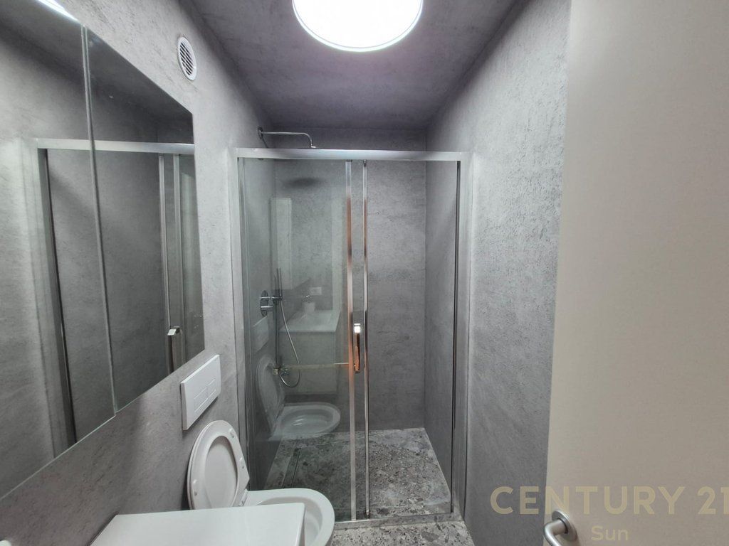 SHITET APARTAMENT 2+1 NË ZEMËR TË BLLOKUT ✨🏡 210,000 €
