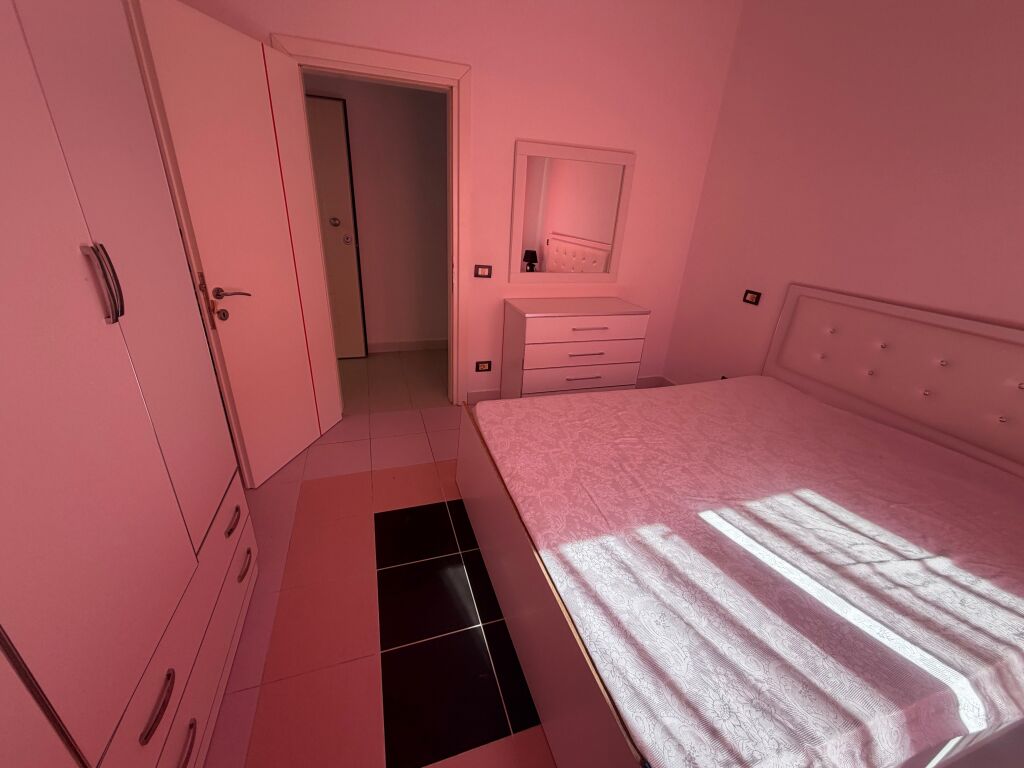 1+1, furnished, mosque botanical garden, 450 euro
