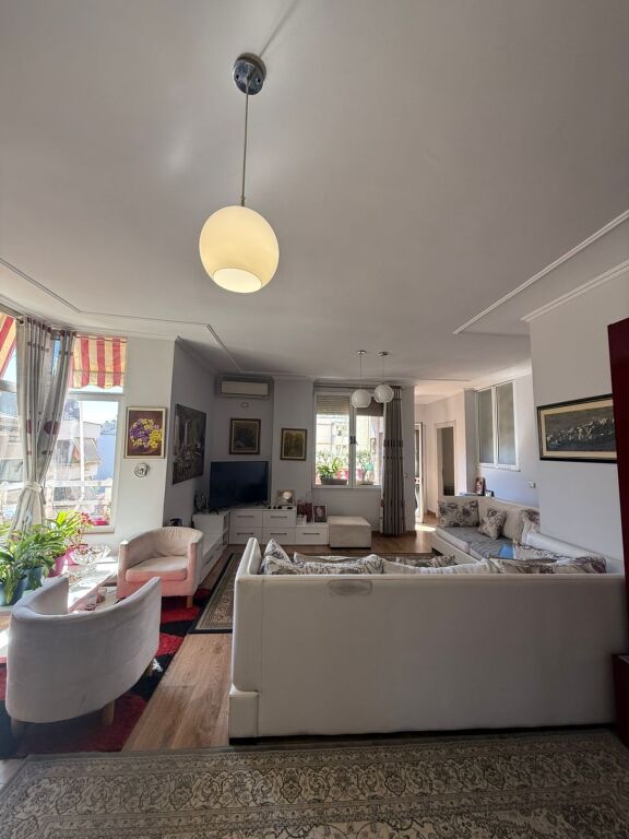 Apartment 2+1+Soxhorno for sale on "Edit Durham" Street (Near Bogdanëve &amp; Embassies)