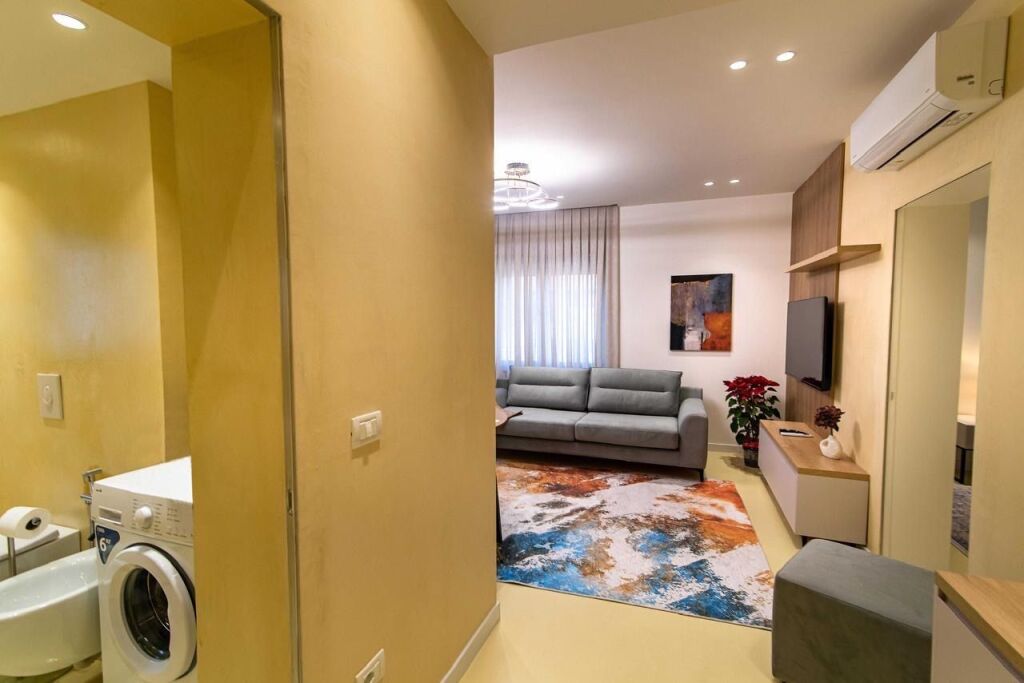 Super 1+1 apartment in the center of Tirana (near Flora cafe)