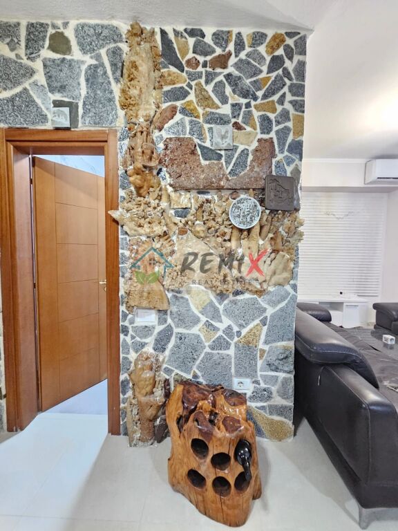 🏡 JEPET ME QIRA APARTAMENT LUKSOZ ME PAMJE DETI – PLAZH, DURRËS 🌊