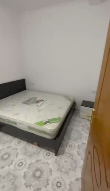 Rent | Shtëpi private 1 + 1 | Spitali Amerikan 2 | 400 €/month