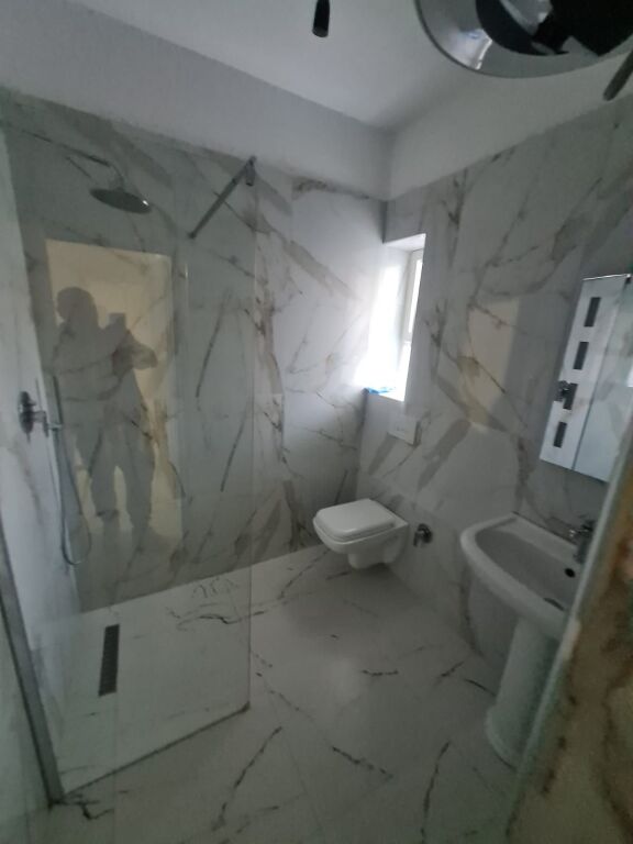 Qera | Vilë 1 + 1 | Kinostudio | 400 €/muaj