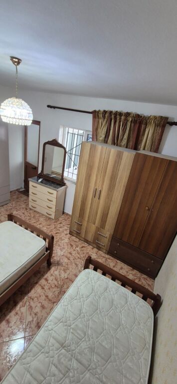 Qera | Vilë 1 + 1 | Spitali Amerikan 2 | 400 €/muaj i diskutueshëm