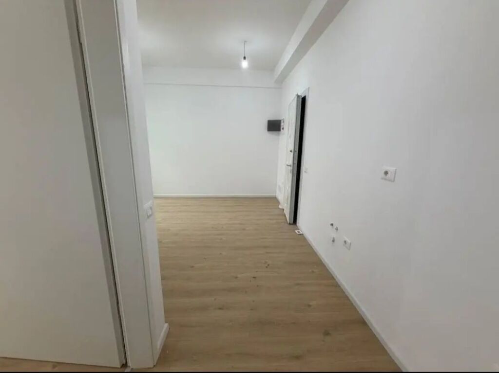 JEPET APARTAMENT 1+1 ME QERA - RR. ALI DEMI, TIRANE