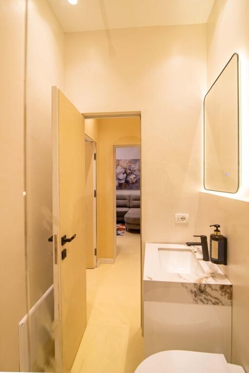 Super 1+1 apartment in the center of Tirana (near Flora cafe)