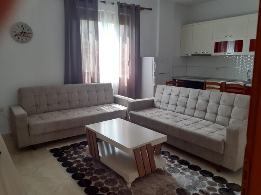 1+1 for rent in Laprak