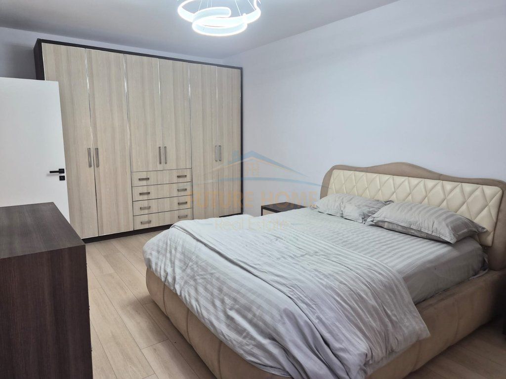 Qera, Apartament 2+1, Ish Parku I Autobuzave