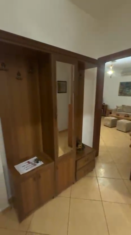 Apartament 2+1 per shitje Komuna e Parisit !