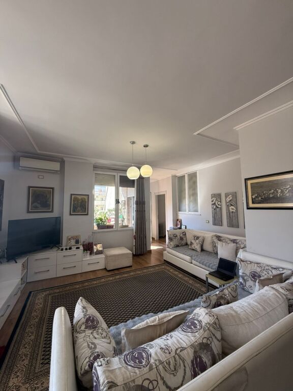Apartment 2+1+Soxhorno for sale on "Edit Durham" Street (Near Bogdanëve &amp; Embassies)