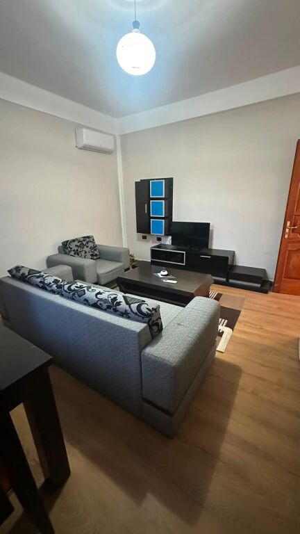 Apartament 1+1 me qira – Astir !