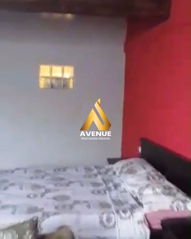 Shitet Apartament 2+1 në Sarandë Pranë Plazhit Era, Rruga Mitat Hoxha