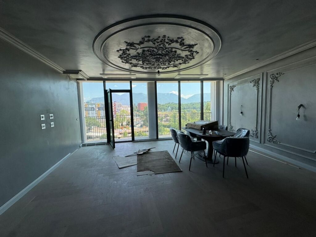 Appartamento 2+1+2 in vendita, Residenza Lake View, Tirana. Empire70419