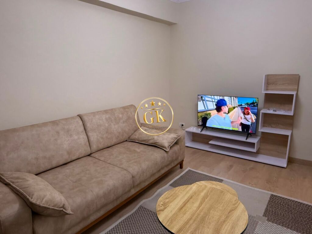 🏡 APARTAMENT ME QERA 1+1 | PRANË BLUE STAR, QENDËR DURRËS