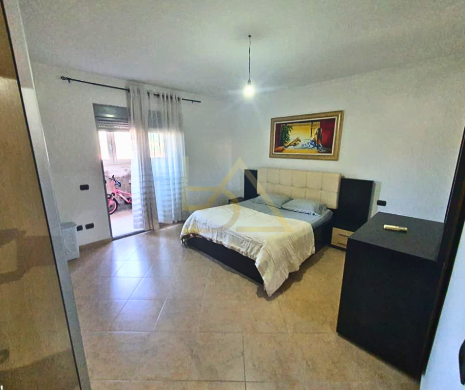 Shitet Apartament 2+1 me Verandë – Durrës, pranë Drejtorisë së Policisë