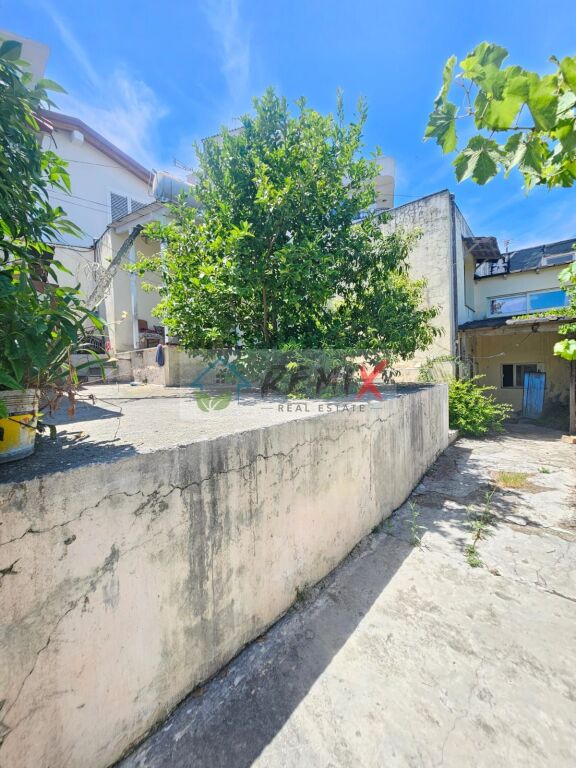 🏡 PRIVATE HOUSE FOR SALE NEAR THE CENTER OF DURRËS
