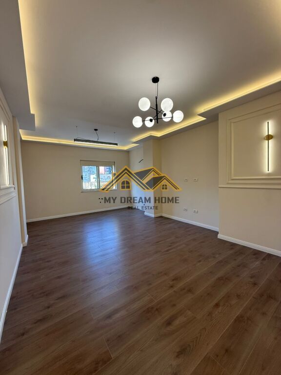 SHITET APARTAMENT 1+1 TEK LAGJIA 6 DURRES !!!