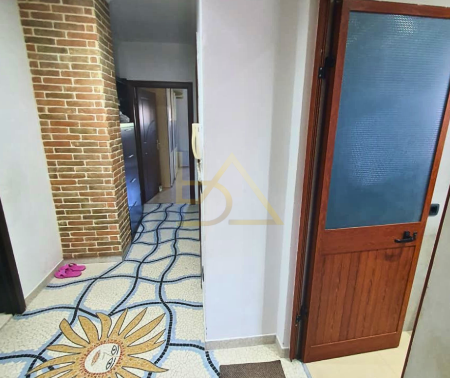Shitet Apartament 2+1 me Verandë – Durrës, pranë Drejtorisë së Policisë