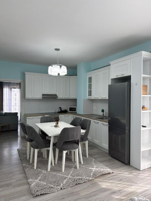 Apartament 2+1 me qira prane Selvise!