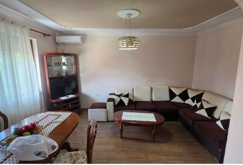 APARTMENT 1+1 FOR RENT NEAR THE PEDIATRIC HOSPITAL (QSUT)