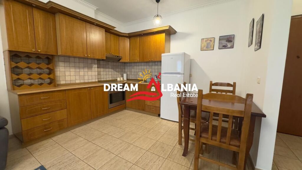 Apartment 1+1 for Rent near the Market in the Center of Tirana (42111606) f