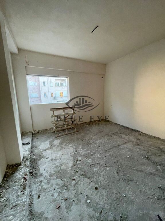 Apartament 1+1 Për Shitje në Stadiumi, Durrës