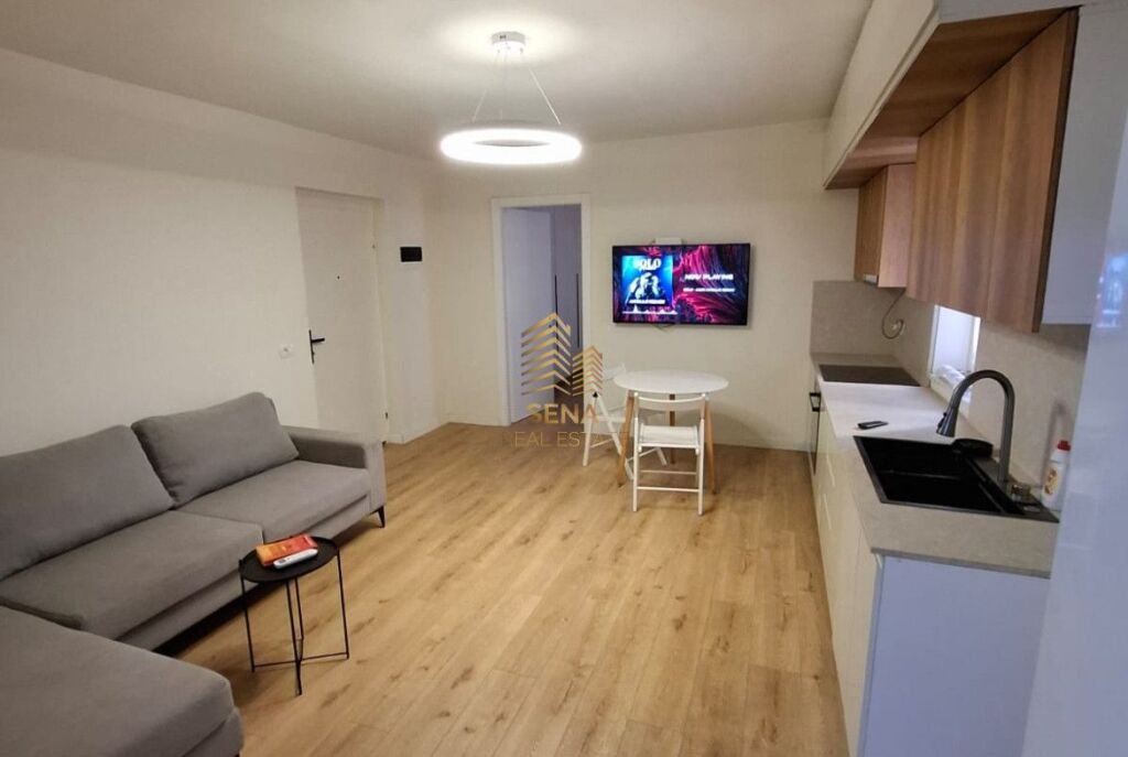 Rent, Apartment 2+1, Center – Barrikadave Street, 55,000 Leke