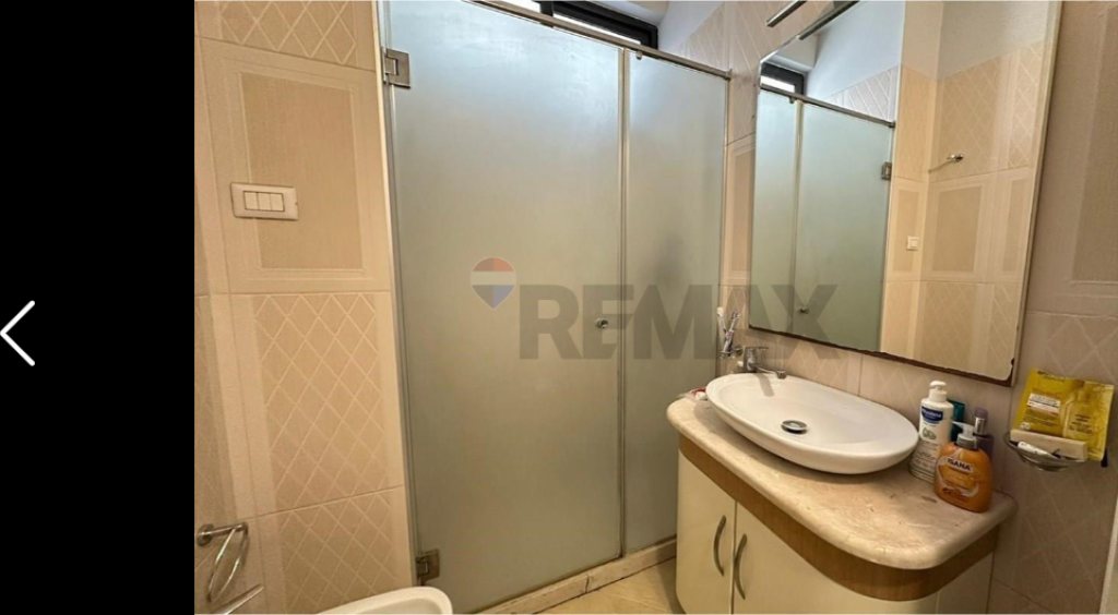 Apartament per shitje 3+1+2 ne Laprake