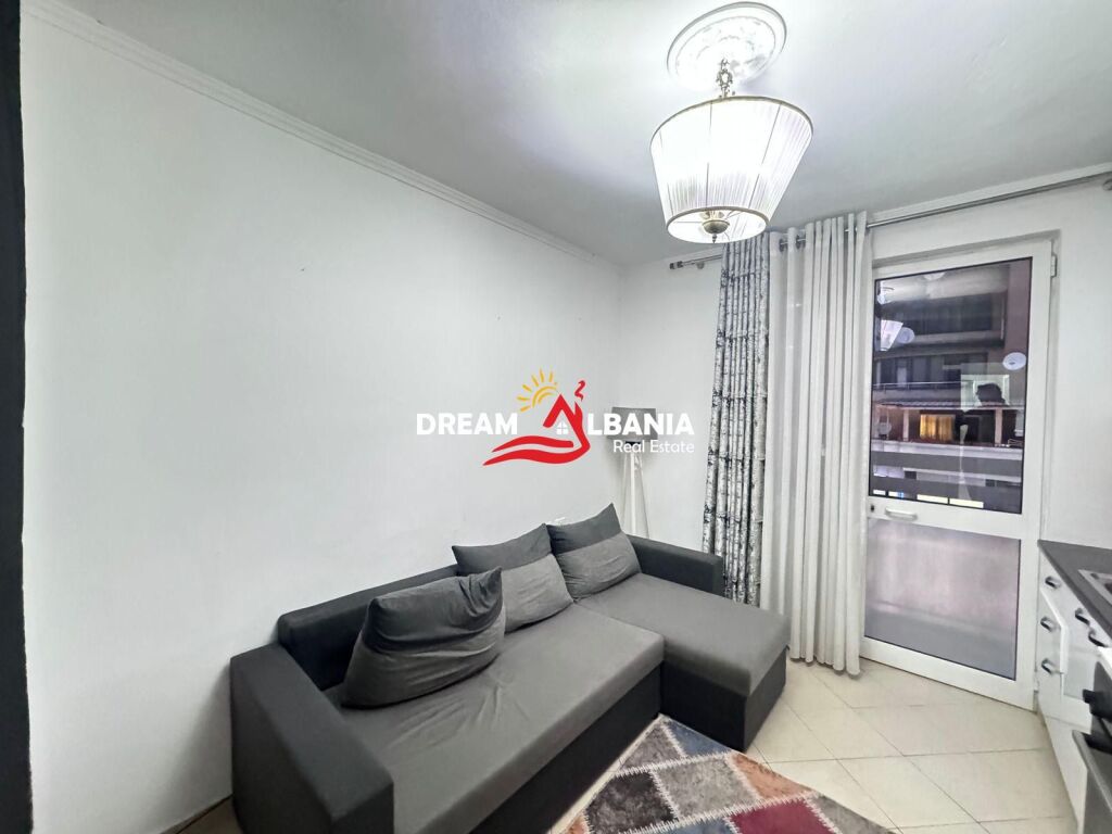 Appartamento 1+1 in affitto a Bllok vicino a Piazza Willson (ID 4219212)