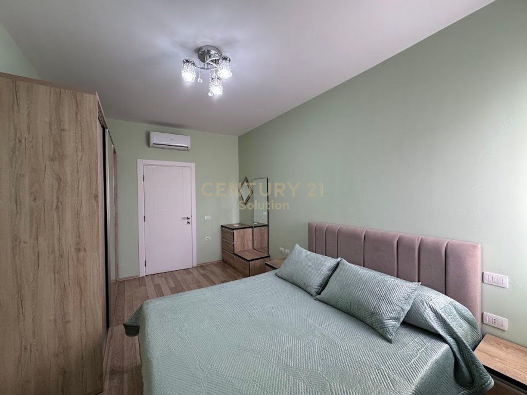 APARTAMENT 1+1 PER QIRA PRANE TOPTANIT!