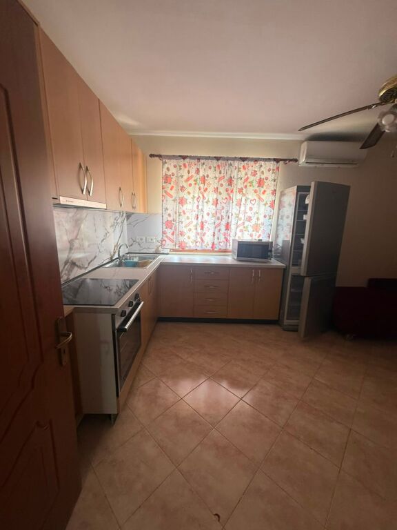 Apartment 2+1 near Harry Fultz