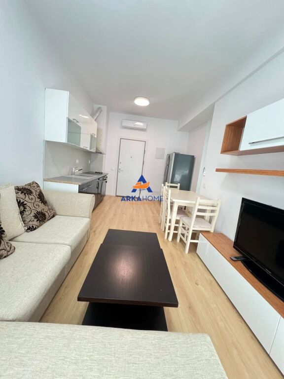 JEPET ME QIRA APARTAMENT 2+1+BALLKON "ALI DEM, KOMPLEKSI KAIMI " 500 EURO
