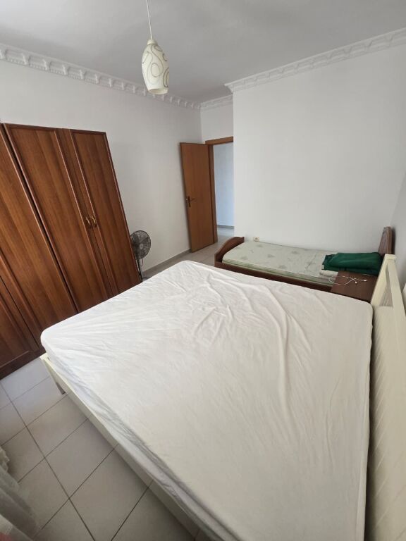 Apartament 1+1 per shitje ne Golem.
