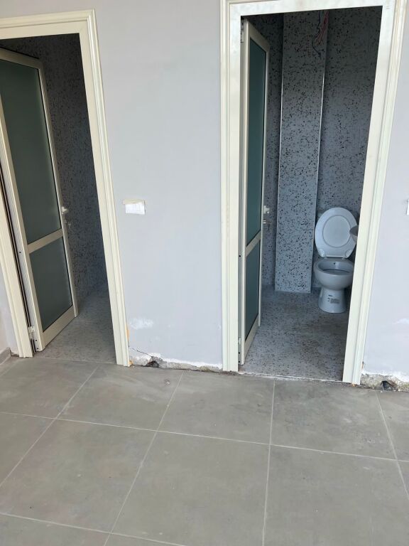 Ambient Biznesi për Shitje