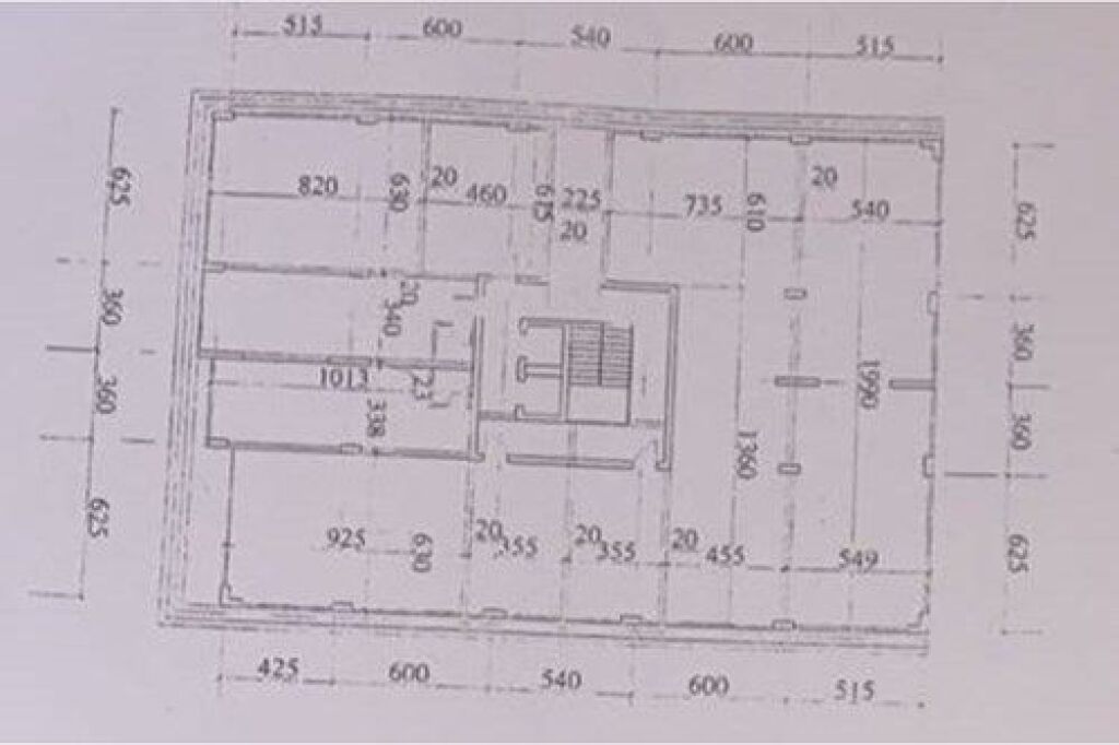 Commercial space for rent at Selita Roundabout!
