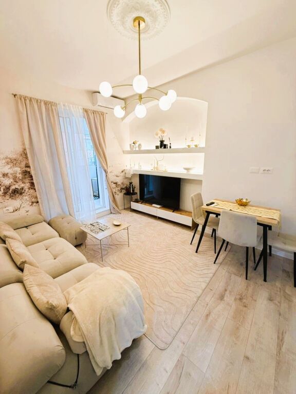 🔥🏡2+1 Apartment for sale near Kinema Agimi, 📍Bllok